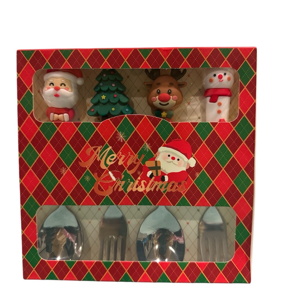 Christmas Cutlery Set with Festive Characters -set of 4
SILVER OR GOLD